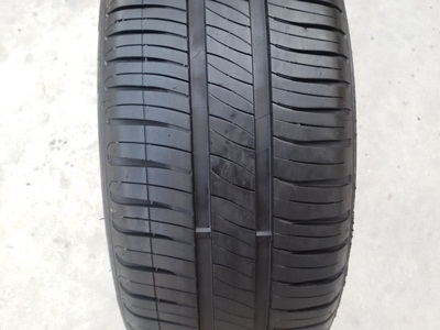 ขายยาง185/55/15 ปี 1712  MICHERLIN ENERGY XM2  4 เส้น