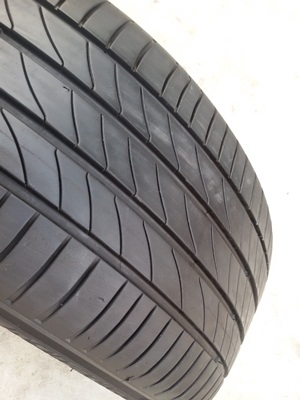 ขายยาง215/55/17 ปี 4513  MICHERLIN PRIMAY 3ST 4 เส้น