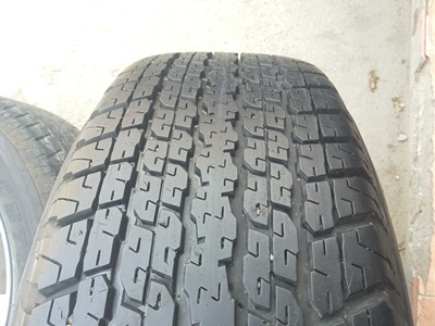 ขายยาง255/65/17 ปี 2813 BRIDGESTONE DUELER HT 684 4 เส้น  ไม่มีกินข้างตามรูปแน่นอนใช้กันยาวๆ75-80\%  สภาพสวยดอกเยอะสวยตามรูปล้อไม่มีช้อม ปิ่น ดุ้ง ราคา พร้อมเปลี่ยน ถ่วง  (ส่งต่างจังหวัด)   รัก 0851612347   LINE**ID  rukitsarr     *** สำหรับลูกค้าที่ไม่ได้