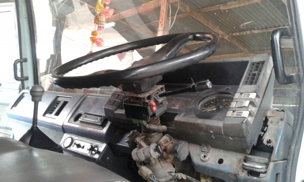 หกล้อ อีชูซุ FRR175แรง สภาพพร้อมใช้งาน ทะเบียนพร้อมโอน☆☆ปรับราคา☆☆400,000☆☆สุดๆแล้ว ครับ☆☆