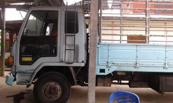 หกล้อ อีชูซุ FRR175แรง สภาพพร้อมใช้งาน ทะเบียนพร้อมโอน☆☆ปรับราคา☆☆400,000☆☆สุดๆแล้ว ครับ☆☆