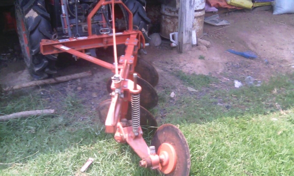 ขายตามสภาพรถไถ14แรงคูโบต้ามีพานหลังมีดันหน้าสภาพสวย ขายตามสภาพรถไถ14แรงคูโบต้ามีพานหลังมีดันหน้าสภาพสวย