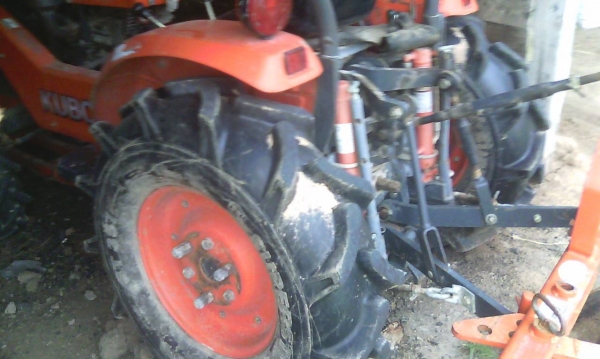 ขายตามสภาพรถไถ14แรงคูโบต้ามีพานหลังมีดันหน้าสภาพสวย ขายตามสภาพรถไถ14แรงคูโบต้ามีพานหลังมีดันหน้าสภาพสวย