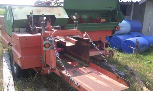 ขายตามสภาพเครื่องอัดฟางKMTตามสภาพ ขายตามสภาพเครื่องอัดฟางKMTตามสภาพ