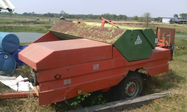 ขายตามสภาพเครื่องอัดฟางKMTตามสภาพ