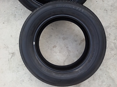 ขายยาง205/65/16 ปี 12  YOKOHAMA ADVAN 4 เส้น