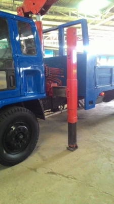 ขายด่วนน!! รถ 6 ล้อใหญ่ติดเครน 3 ตัน