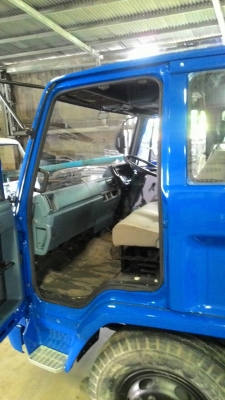 ขายด่วนน!! รถ 6 ล้อใหญ่ติดเครน 3 ตัน