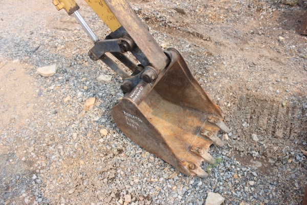 มี VDO komatsu pc15-2 เก่าญี่ปุ่น เครื่องแห้ง พร้อมใช้สุดๆ