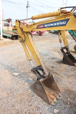 มี VDO komatsu pc15-2 เก่าญี่ปุ่น เครื่องแห้ง พร้อมใช้สุดๆ