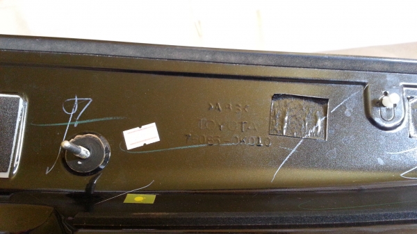 Spoiler ฝากระโปรงท้าย Fortuner ของแท้ถอดจากรถป้ายแดง สีดำพร้อมใช้งานได้เลย Spoiler ฝากระโปรงท้าย Fortuner ของแท้ถอดจากรถป้ายแดง สีดำพร้อมใช้งานได้เลย