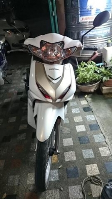 Wave 110 i AT หัวฉีด เล่มเขียว ชุดโอนครบ ลดเหลือ 17,500 บาท Wave 110 i AT หัวฉีด เล่มเขียว ชุดโอนครบ ลดเหลือ 17,500 บาท