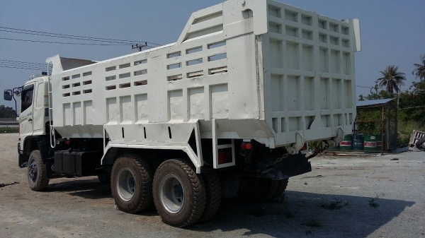 ขายด่วนรถ10ล้อดั๊มพ์กระบะท้องเรือ