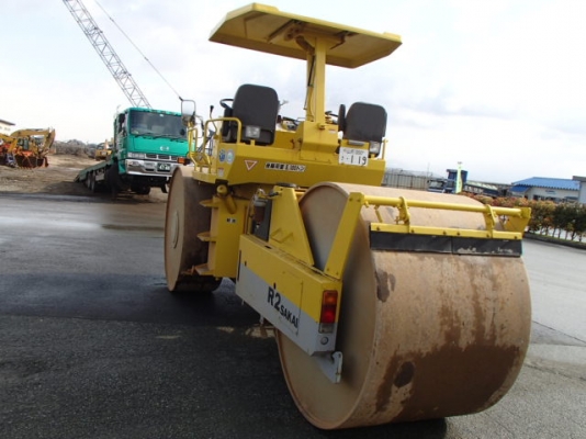 ขายรถบด 3 ล้อเหล็ก SAKAI R2 สภาพสวยพร้อมใช้งาน ติดต่อ อำพล 090-9694506, 080-3031241