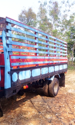 ขายกระบะรถหกล้อพร้อมคอก 110 NKR ขายกระบะรถหกล้อพร้อมคอก 110 NKR