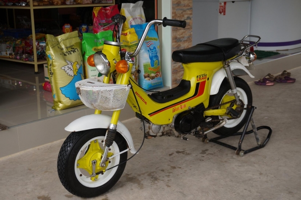 ขาย HONDA ชาลี เดิมสีสวย เครื่อง LIFAN 110 CC สภาพพร้อมใช้ เอกสารใบซื้อขาย ราคา 12900 บาท