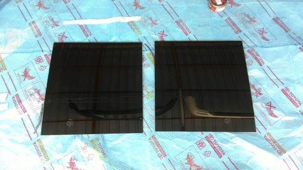 กระจกด้านข้างรถตู้ คอมมิวเตอร์ ของแท้ กระจกด้านข้างรถตู้ คอมมิวเตอร์ ของแท้