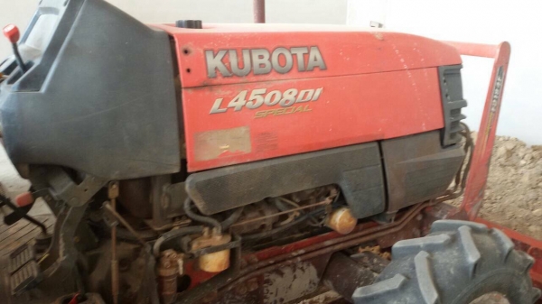 แทรคเตอร์ คูโบต้า L4508 พร้อมใบดันดินและโรตารี่