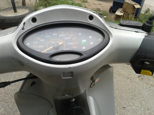 เวฟ125 (สตาร์ทมือ )