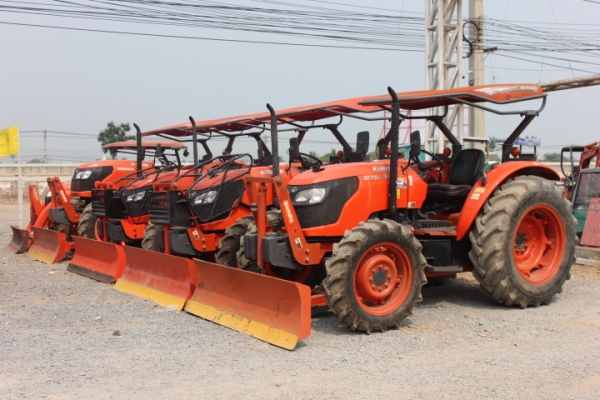 ศูนย์รวมเครื่องจักรกลเกษตรที่ใหญ่ที่สุดในประเทศไทย