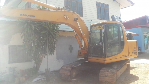 ลดราคาโคมัสสุ PC-120-6 มีเล่มทะเบียน เจ้าของขายเองครับติดต่อโดยตรง