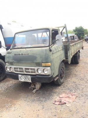 ขายนิสสันคาร์บอน6ล้อ