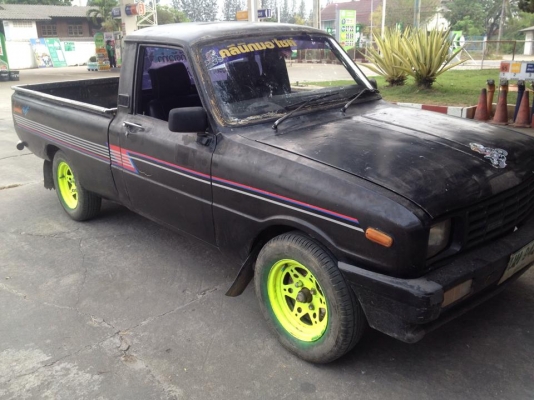 ขายมาสด้า1300ทะเบียนโอน