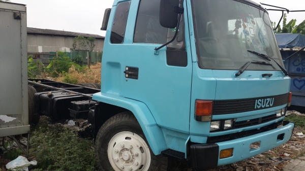 ขาย6ล้ออีซูซุ ร๊อคกี้ ยาว 5เมตร เครื่อง 6BD1  160 แรงม้า พวงมาลัยพาวเวอร์ สภาพดีพร้อมใช้