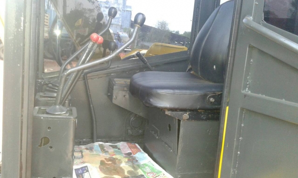 รถแบคโฮ KOBELCO  PC - 50   สนใจติดต่อ  081 - 6079515