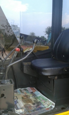 รถแบคโฮ KOBELCO  PC - 50   สนใจติดต่อ  081 - 6079515