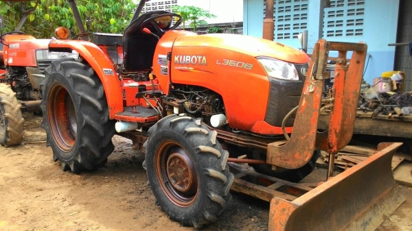 ขายรถไถ KUBOTA L3608 ดันหน้า+โรตารี่ ราคา 265,000 อ.แกลง จ.ระยอง สอบถาม 0818618678