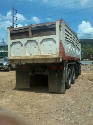 รถมิตซู 10 ล้อดั้ม FN527M - TD  191 แรงม้า. ปี 47  สนใจติดต่อ 081 - 6079515