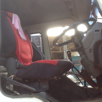 รถมิตซู 10 ล้อดั้ม FN527M - TD  191 แรงม้า. ปี 47  สนใจติดต่อ 081 - 6079515