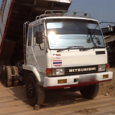 รถมิตซู 10 ล้อดั้ม FN527M - TD  191 แรงม้า. ปี 47  สนใจติดต่อ 081 - 6079515