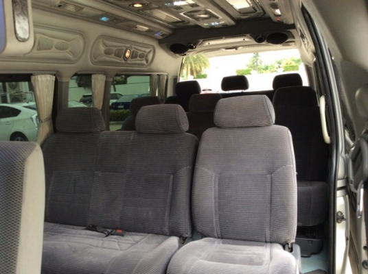 ขายรถตู้commuter ปี09 เครื่อง D4D เกียร์ออโต้ แต่งVIP ชุดใหญ่ทั้งคัน เบาะหุ่นยนต์คัสต้อมเม็ดข้าวโพด เครื่องเสียง+ทีวีชุดใหญ่ ประตูดูด กระจกบานเต็ม ชุดแต่ง รถสวยๆตัวถังบางเดิมทั้งคัน ไม่มีชน แม็ก17&quot; ยางใหม่เอี่ยม รถสวยขับดี พร้อมใช้เลยครับ