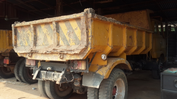 ขายด่วนหกล้อดั้มHINOKRL300เครื่องEH100 150แรงสภาพพร้อมใช้ราคาเบาๆโทร0843923995