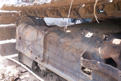 KOBELCO MARK III SK 200 เอกสารเล่มทะเบียนครบ เครื่องยนต์เดิมๆปั๊มเดิมแรงดีทำงานได้เร็วดีครับ ภายในเก๋งสะอาดไม่เลอะ แอร์เย็น ไฟฟ้าตัดแล้วครับ ภายนอกบอดี้สวยเดิมดี บูมอาร์มมีปะอยู่หนึ่งแผลครับ ช่วงล่างเอวแน่น เฟลมมีผุมีปะดาม โรลเลอร์โซ่บูทใบแทรกประมาณ 60\% พ