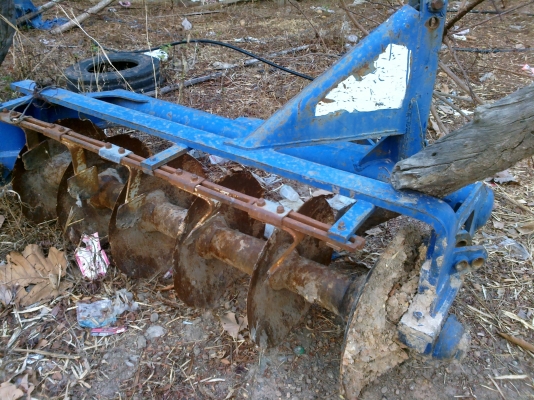 ขายรถแทรกเตอร์ฟอร์ด 6600 ตัวเต็มได้ อุปกรณ์ 5 อย่าง