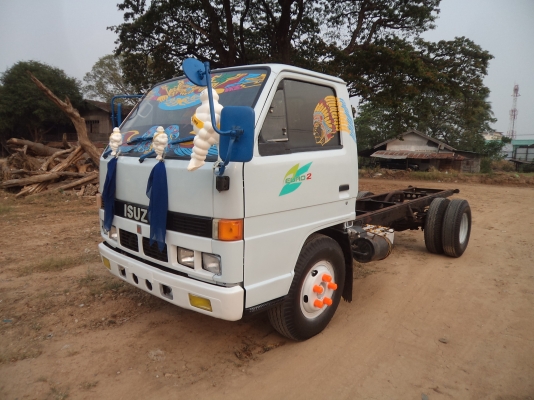 ขายรถ6ล้ออีซูซุNKR110แรง