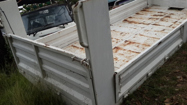 ขายกะบะสิบล้อ กว้าง2.4 ยาว6.1 เมตร ขายกะบะสิบล้อ กว้าง2.4 ยาว6.1 เมตร