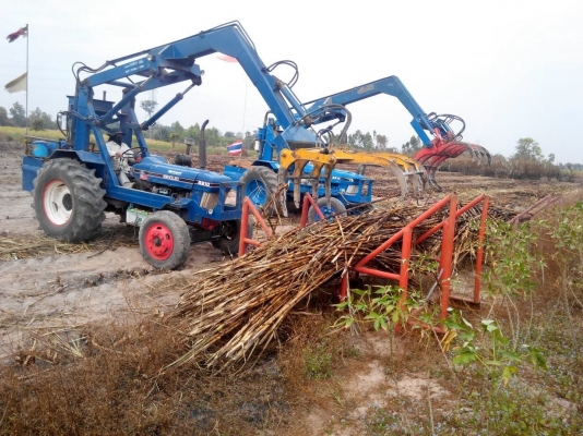 ขายรถคีบอ้อยกลกิจ