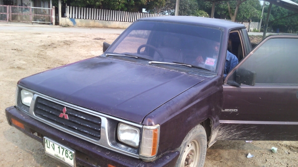 ขายรถกระบะมิตซู   L200ไซโคลน ปี91  พร้อมใช้งาน0810076640