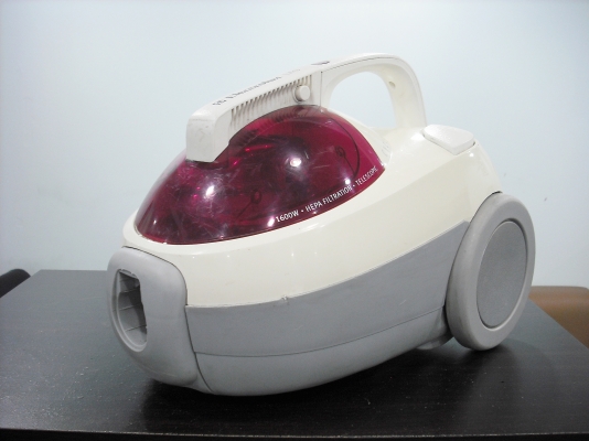 เครื่องดูดฝุ่น ELECTROLUX