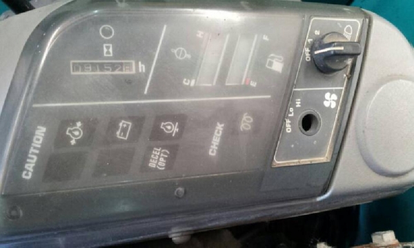 PC30-7 # 21757 : รถขุด Komatsu นำเข้าจากญี่ปุ่นค่ะ T.กุ้ง:0813062283