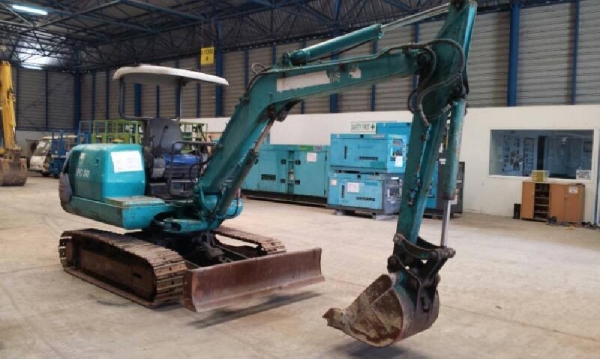 PC30-7 # 21757 : รถขุด Komatsu นำเข้าจากญี่ปุ่นค่ะ T.กุ้ง:0813062283