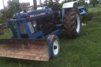 ขายรถไถฟอร์ด6600เสื้อลายรถพร้อมใช้เอกสารพร้อมจดทะเบียนโอนราคา345000