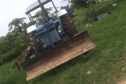 ขายรถไถฟอร์ด6600เสื้อลายรถพร้อมใช้เอกสารพร้อมจดทะเบียนโอนราคา345000