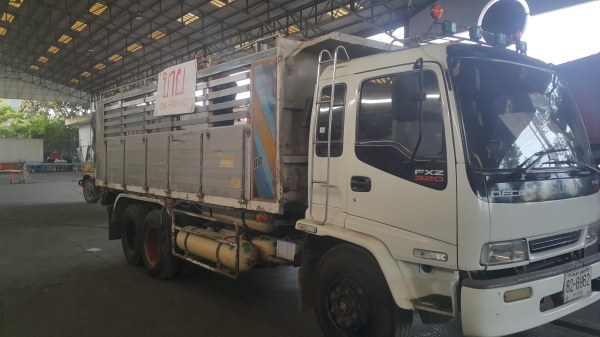 ขาย 10 ล้อ ISUZU ROCKY 175
