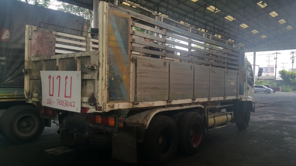 ขาย 10 ล้อ ISUZU ROCKY 175