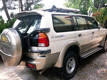 ขาย MITSUBISHI G-WAGON ปี2002 เครื่อง2J ติดแก็สแล้ว ขาย MITSUBISHI G-WAGON ปี2002 เครื่อง2J ติดแก็สแล้ว